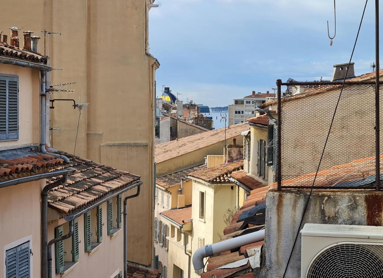 Gregbnb - Centre Ancien - Studio Roof-Top - Climatise - 5Eme Etage تولون المظهر الخارجي الصورة